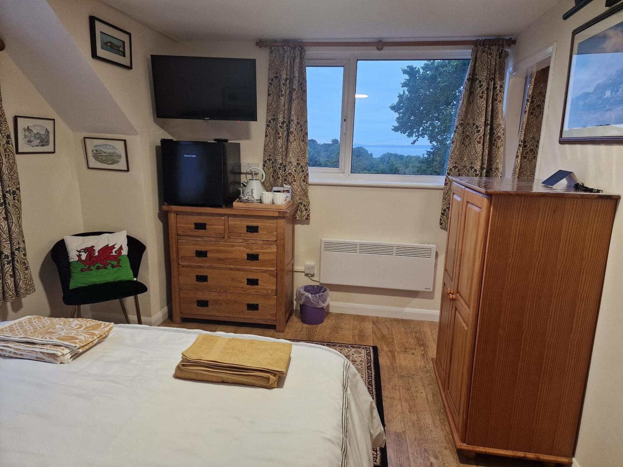 Woodvale Bungalow Little Haven Екстериор снимка